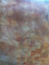 Silk wrapped tightly around tea flowers and boiled in tea flower solution.