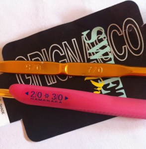 The yarn label and the two  (four) hooks I used.